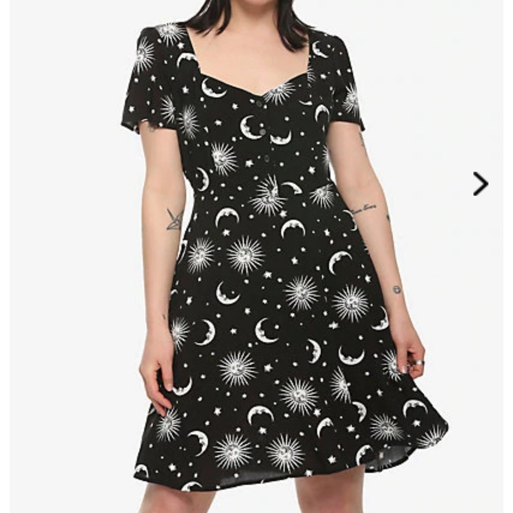 Moon and star Halloween dress NWOT